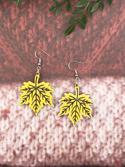 Fall Maple Leaf Earrigns